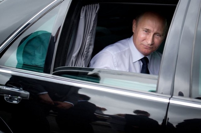 В Германии продают бронированный Mercedes-Benz Pullman Владимира Путина