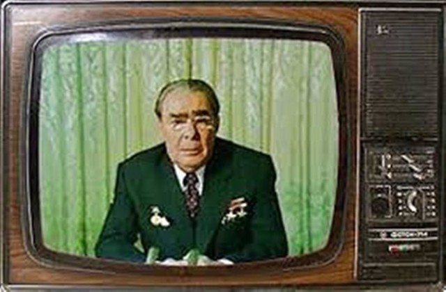 Новогоднее обращение. Как поздравляли народ советские и российские лидеры