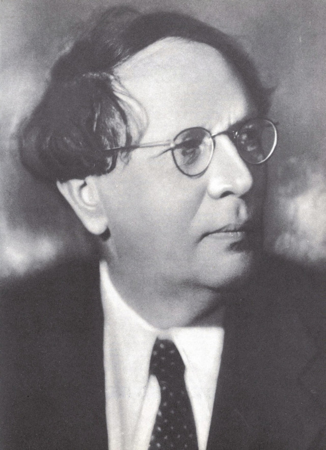 Алексей Николаевич Толстой