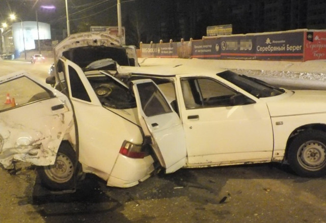 Авария дня. Три машины столкнулись в Омске