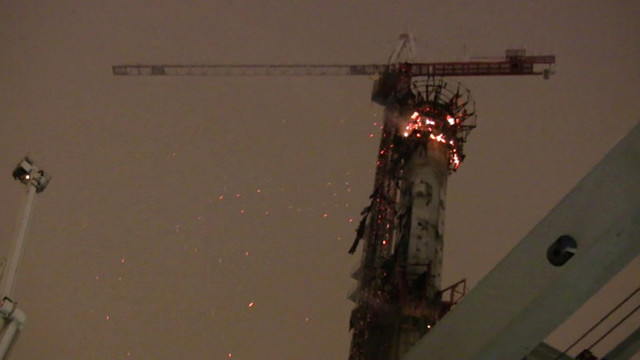 Крановщица Тамара Пастухова спасла 3-х человек с горящей опоры моста