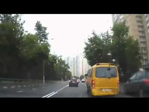 Внутри наверно весело