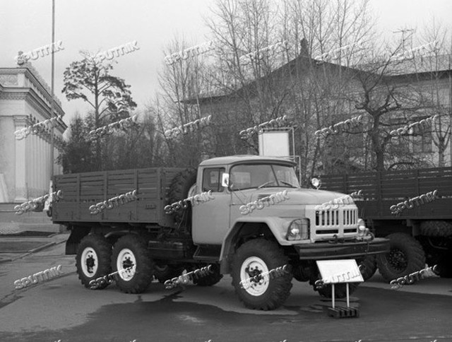 Выставка достижений автопрома 1974 года