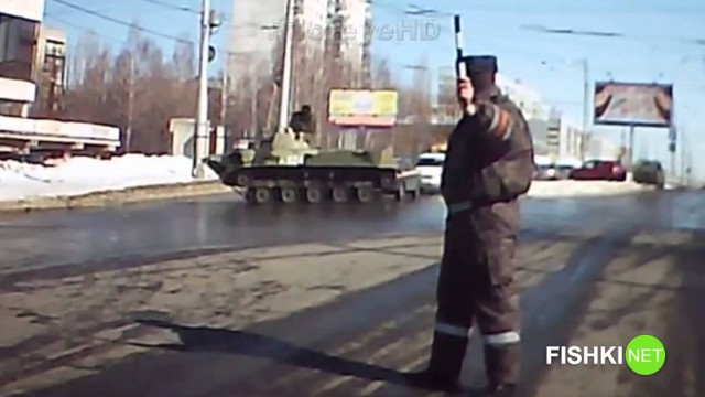 Что здесь вообще происходит?!