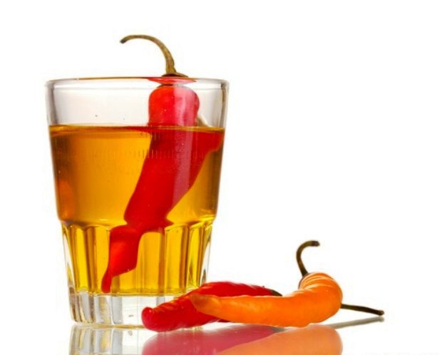 Настойка перцовая с медком