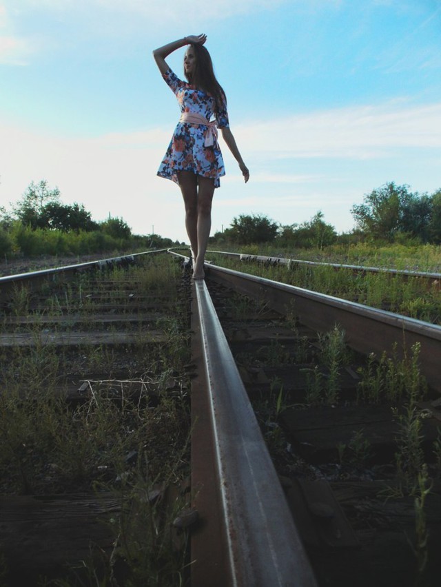 Красавицы в красивых платьях