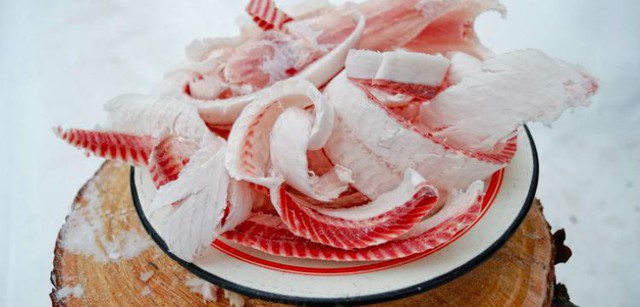 Сырая жеребятина, газировка из клоповки и буузы с мясным соком. "Фастфуд" народов России