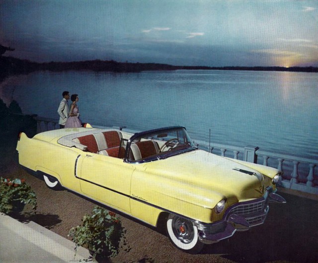 Автомобильная реклама Cadillac в 1950-е