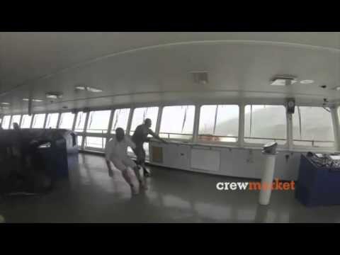 За бортом шторм, а мы танцуем!