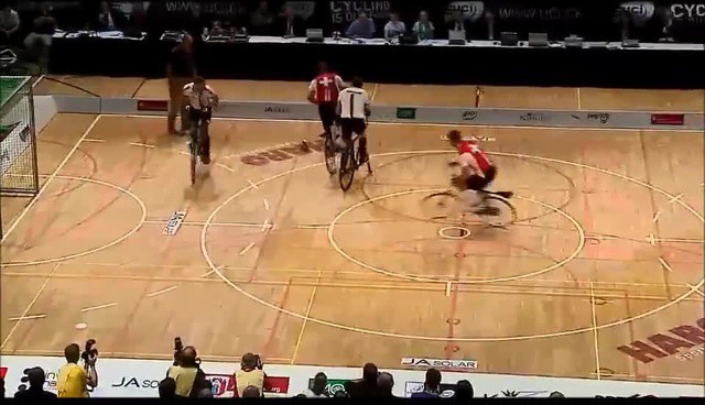 Есть к чему стремиться сборной России по футболу