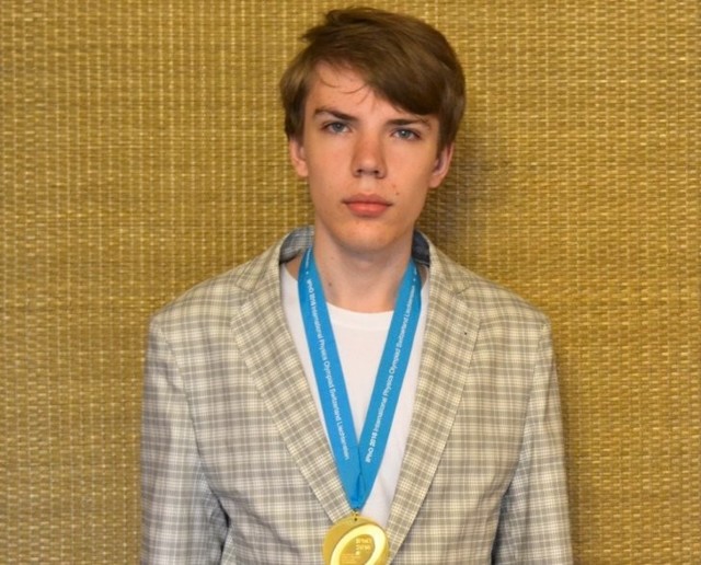Школьник из России стал победителем международной олимпиады по физике