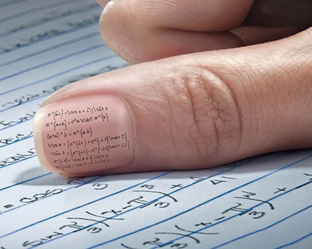 5 самых хитроумных способов списать на экзамене