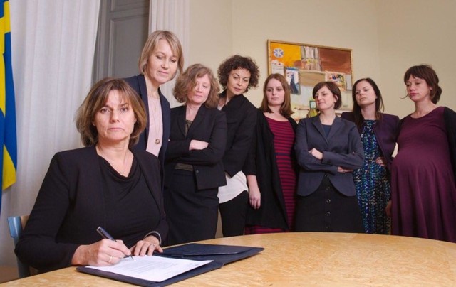 Как шведские феминистки в Иран слетали