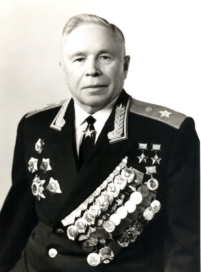 Афанасий Павлантьевич Белобородов. дважды Герой Советского Союза