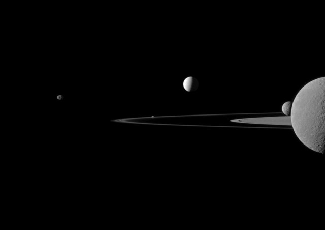 Cassini: 20 лет в космосе