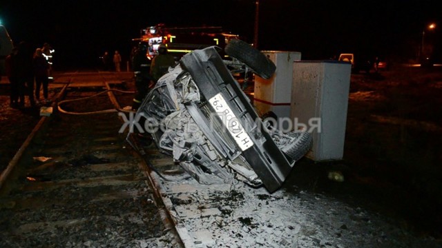 Покатались 10 подростков в 2109