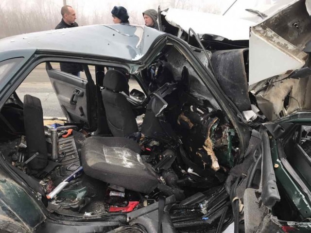 Авария дня. Под Саратовом погибли четыре человека