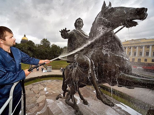 Петр медный