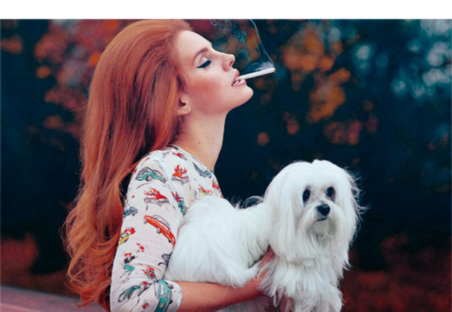 Голая грудь или вы все мне должны