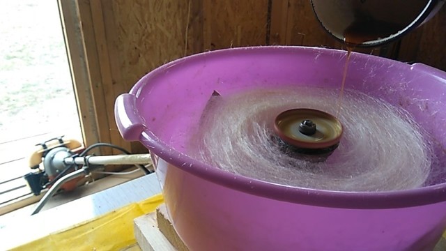 Как сделать из газонокосилки аппарат для производства сладкой ваты
