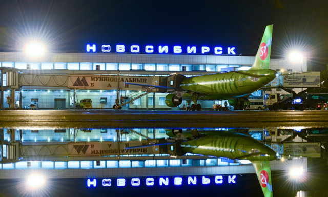 Самолёт из Новосибирска экстренно сел в Екатеринбурге из-за плохого самочувствия ребенка