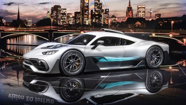 Mercedes-AMG Project ONE - гражданский гиперкар с технологиями Формулы-1