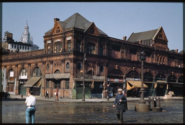 Цветные снимки повседневной жизни Нью-Йорка 40-х годов в объективе фотографа Чарльза Кушмана