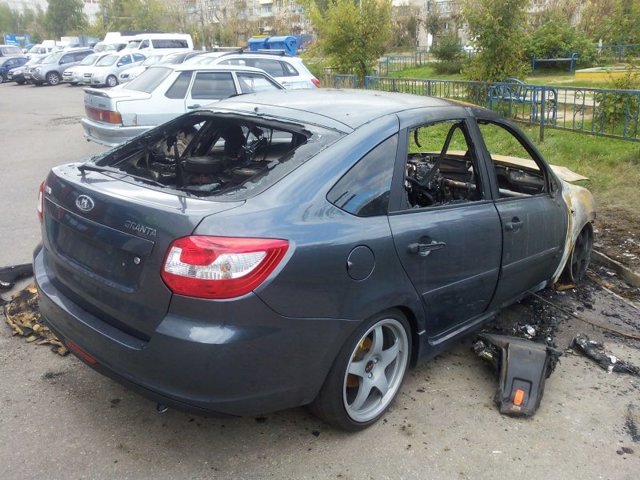  В Татарстане сожгли машину с громкой музыкой