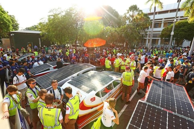 World Solar Challenge - гонка машин на солнечной энергии