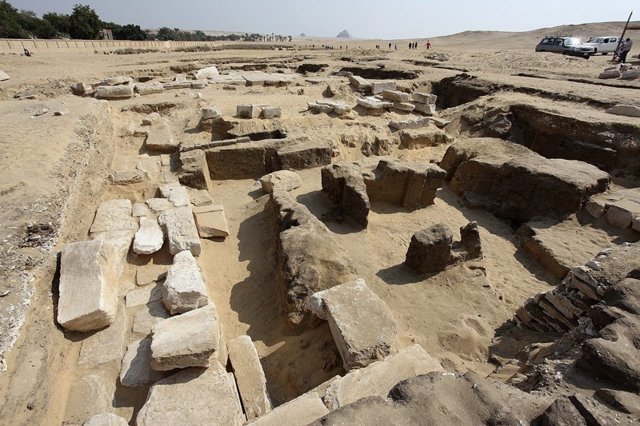 В Абусире обнаружили ранее неизвестный храм Рамсеса II