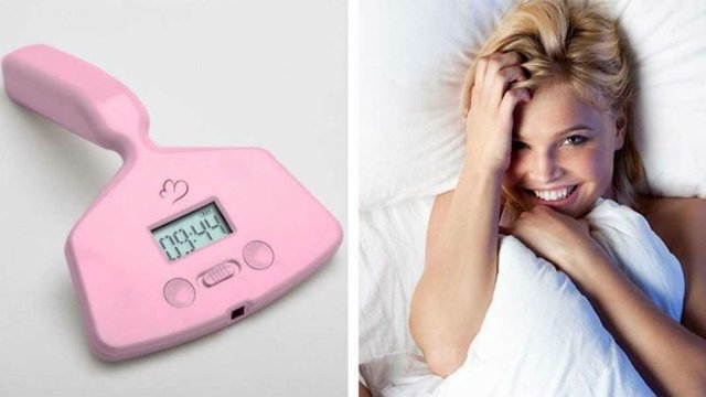 Этот будильник-вибратор позаботится о том, чтобы женщина начала день с оргазма