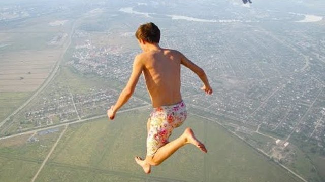 10 самых БЕЗУМНЫХ рекордов ГИННЕСА