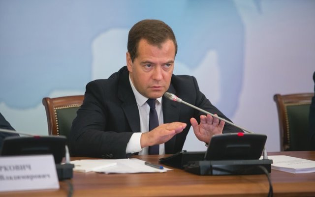Медведев: криптовалюты скоро исчезнут полностью