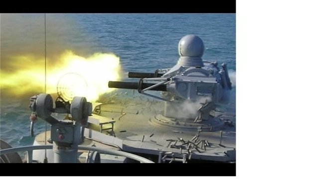 ВМФ России провели боевые стрельбы в красном море. На учения были приглашены сомалийские пираты