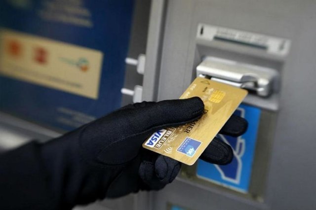 Осторожно, мошенники добрались до терминалов по безналичной оплате