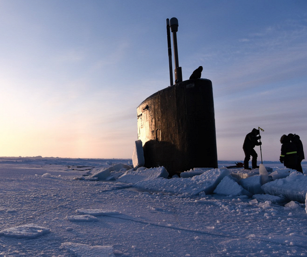Подлодка ВМС США застряла во льдах Арктики при отработке «ударов по России»