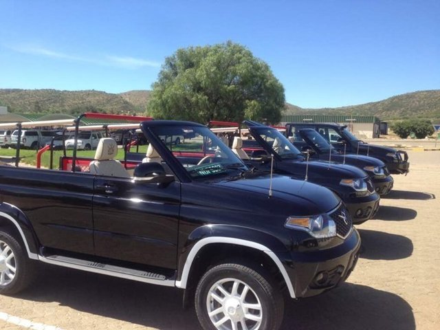 Парадные кабриолеты на базе УАЗ "Патриот" в Намибии