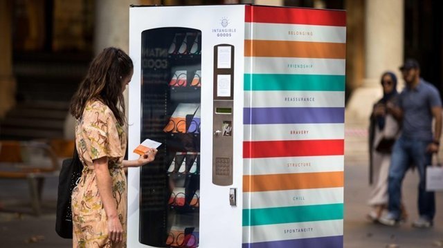 Австралийцы собрали торговый автомат приятных эмоций