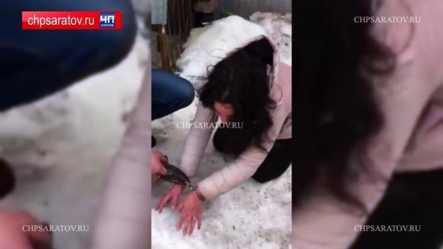 Поймали карманницу