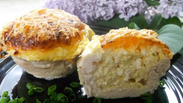 Сочное куриное филе с сыром в духовке