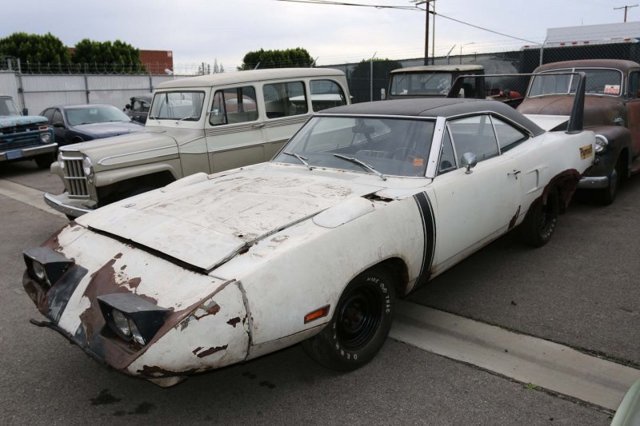 Plymouth Superbird 1970: интересный автомобиль