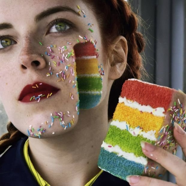 Автопортреты в стиле сюрреализм