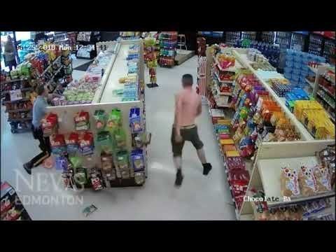 Пара попыталась расплатиться украденной кредиткой