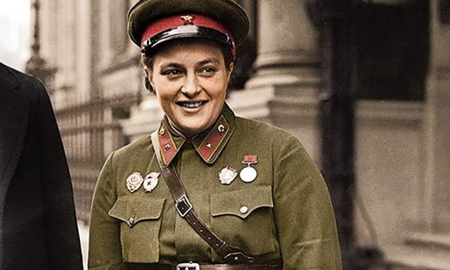 12 июля - День легендарной женщины-снайпера Людмилы Павличенко
