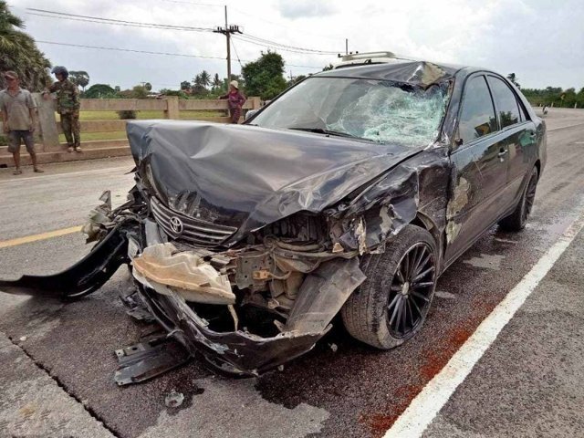 В Камбодже целая семья погибла в страшном ДТП
