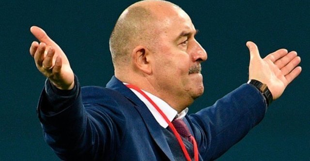 Черчесов вошел в список претендентов на звание лучшего тренера ФИФА