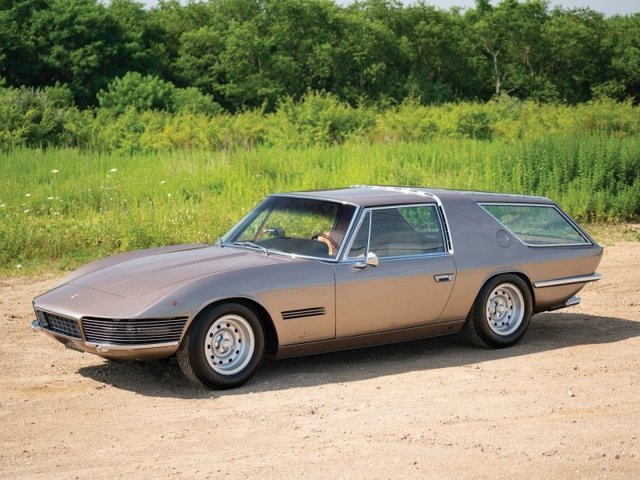 В продаже Ferrari 330 GT 2+2 Shooting Brake 1965, принадлежавшая британскому певцу