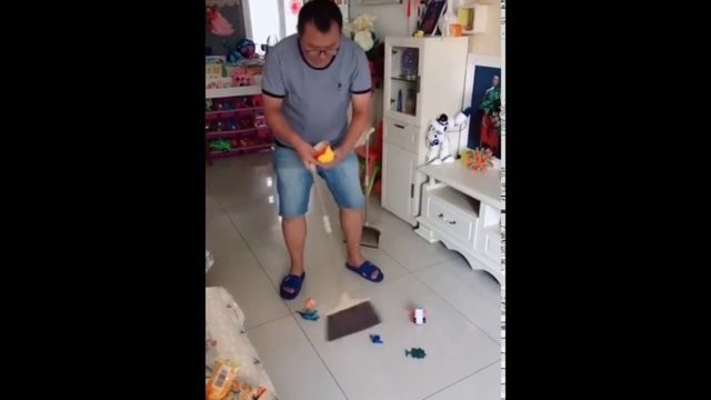 Прикололся