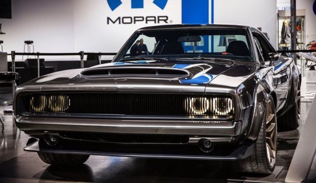 1000-сильный Dodge Super Charger с двигателем Mopar