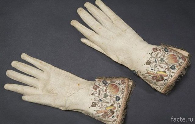 История возникновения и применения перчаток